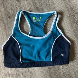 Version Womens sports bra
